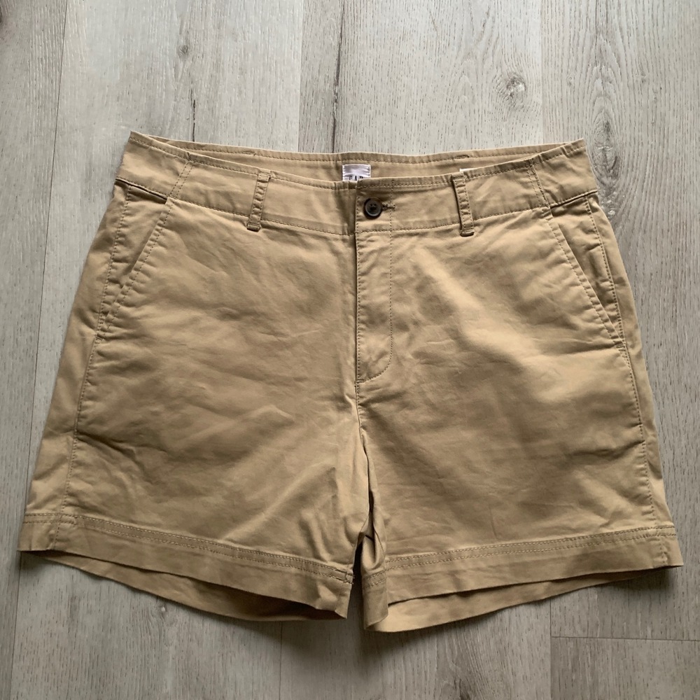 Gap Womens Khaki Chino Shorts Tan Stretch Cotton 3 Inch Inseam Size 10 Short